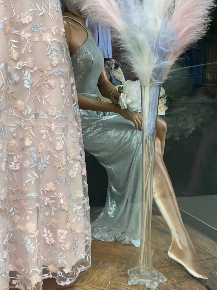 Bonnie Jaffe "Evening Fantasy"