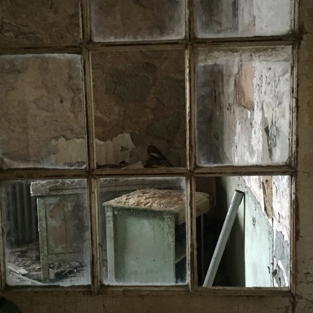 Andrea Warner "A Window into History at the Eastern State Penitentiary of Pennsylvania"